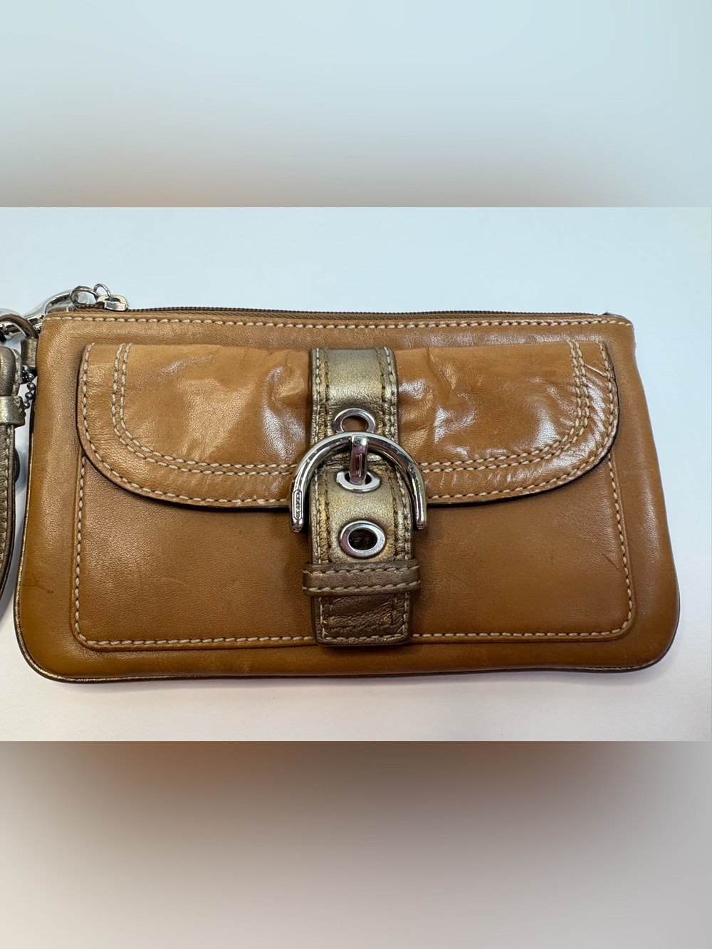 Coach Vintage Leather Wristlet Tan Bronze Trim Clutch Wallet Y2K - Picture 3 of 9